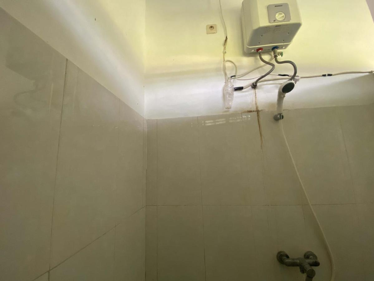 סמאראנג Ana Inn Ambarawa Mitra Reddoorz מראה חיצוני תמונה