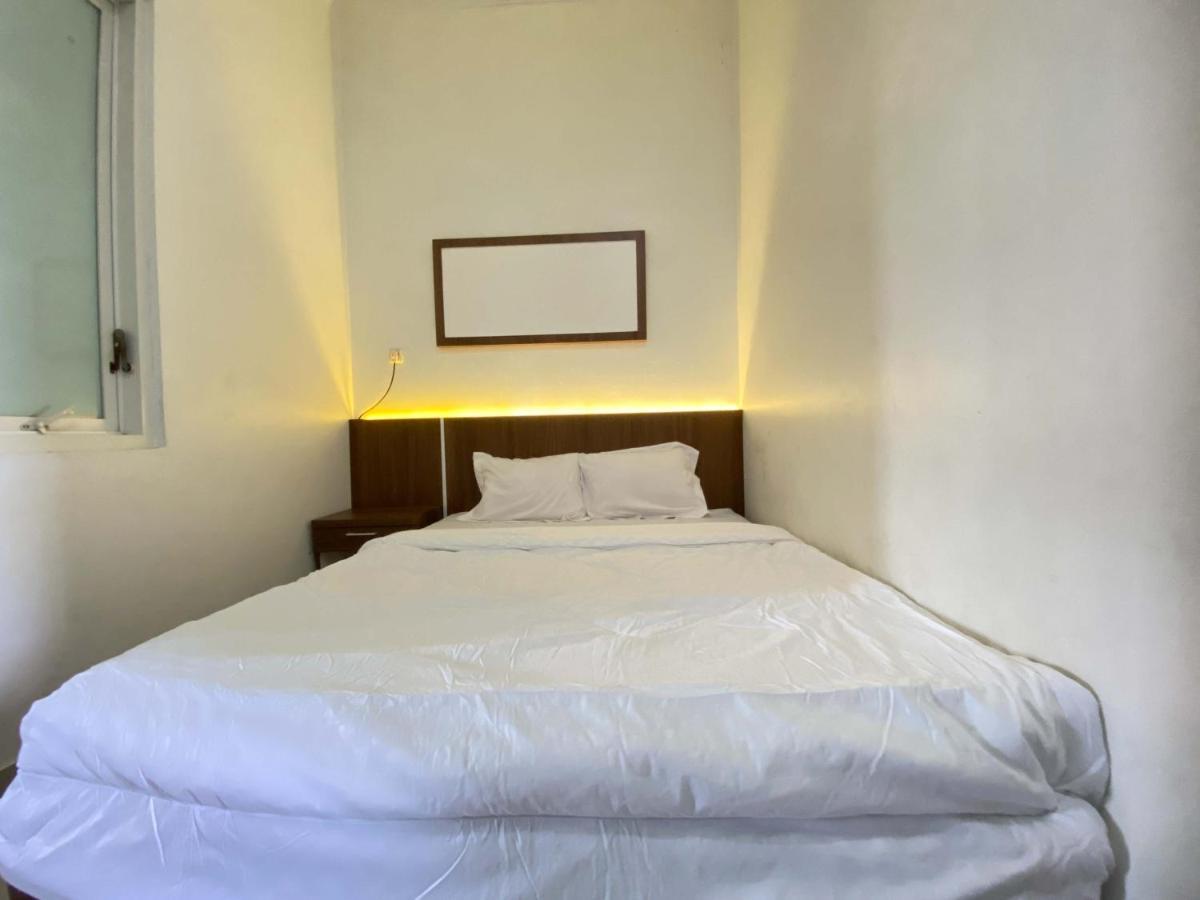 סמאראנג Ana Inn Ambarawa Mitra Reddoorz מראה חיצוני תמונה