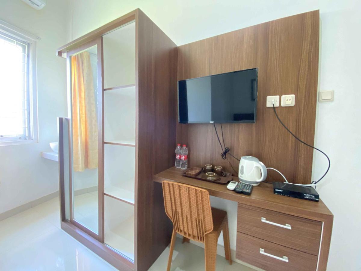 סמאראנג Ana Inn Ambarawa Mitra Reddoorz מראה חיצוני תמונה